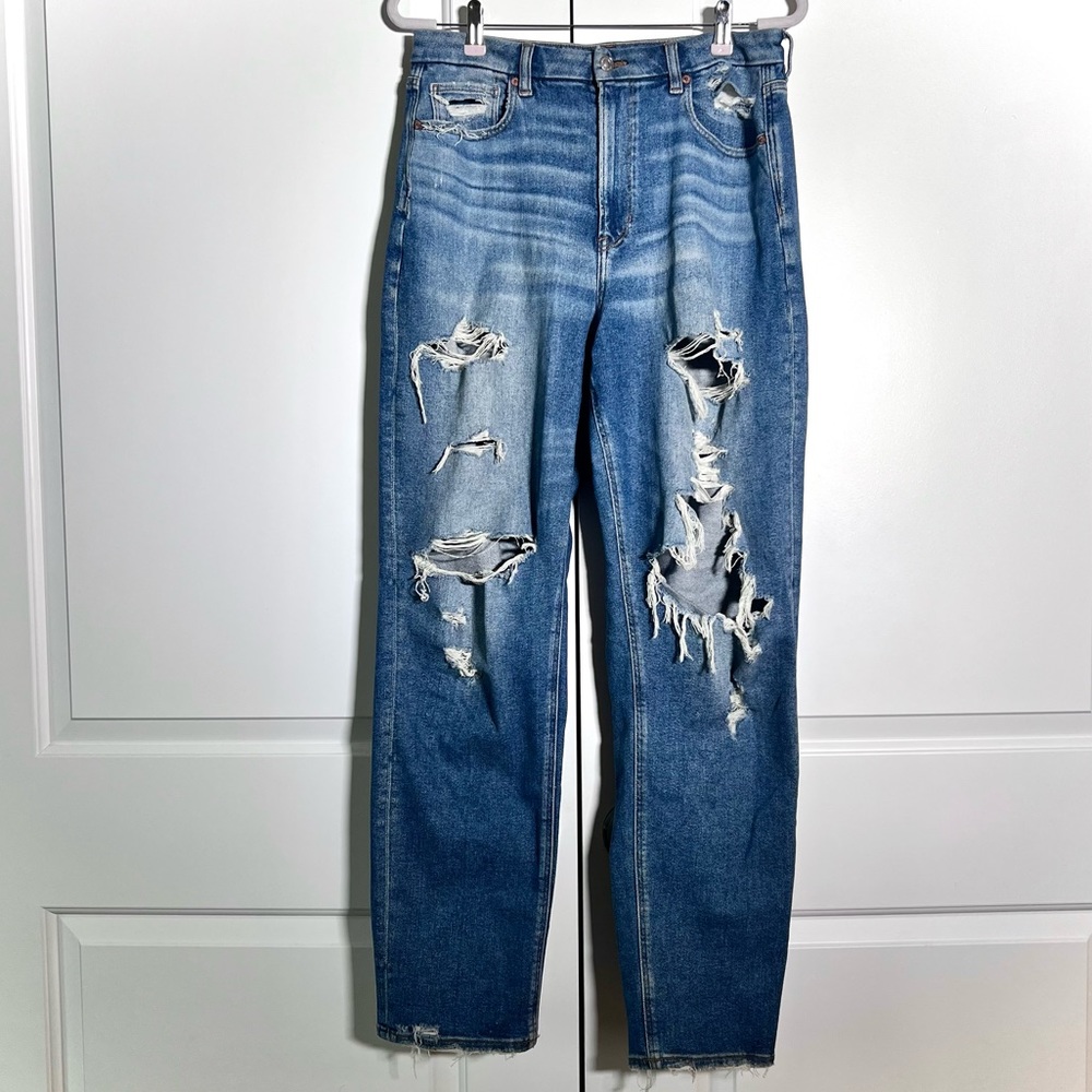 American Eagle X-Long Mom Jeans